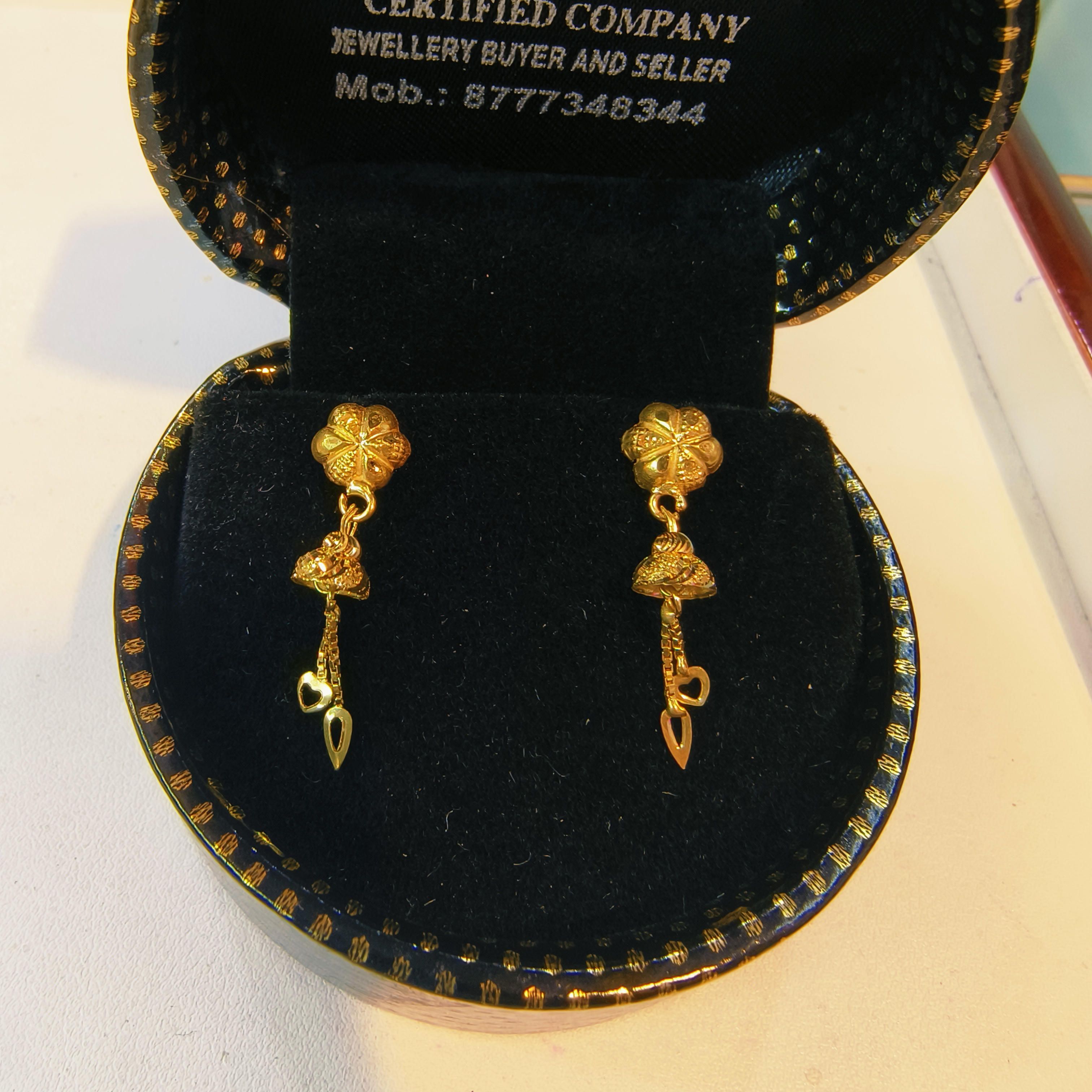 Hallmark Diamonds 1/10ctw Diamond Cross Yellow Gold Stud Earrings | Bridge  Street Town Centre