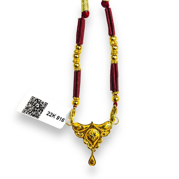 TRJ BIS 22KT 916 HUID HALLMARK GOLD PENDANT WITH TUSSEL 1 PIECE APPROX. WGT: 1.01 GM.