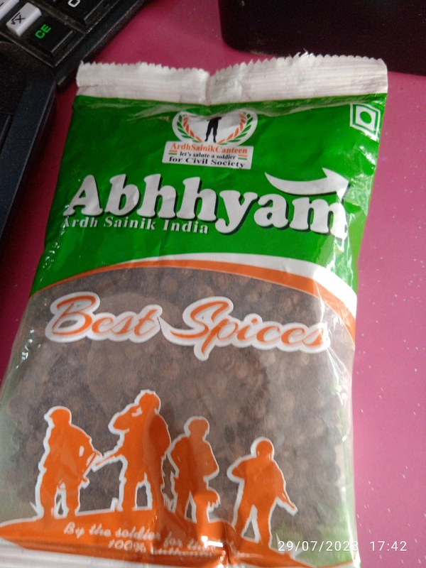 Kali Mirch Sabut
