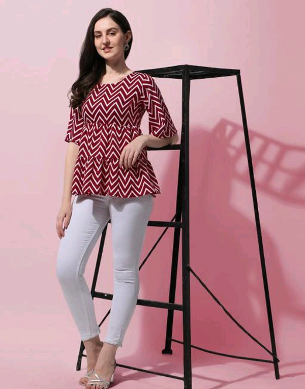 Red Geometric Print Layered Top in Crepe fabric with Round Neck and Half Sleeve - XL