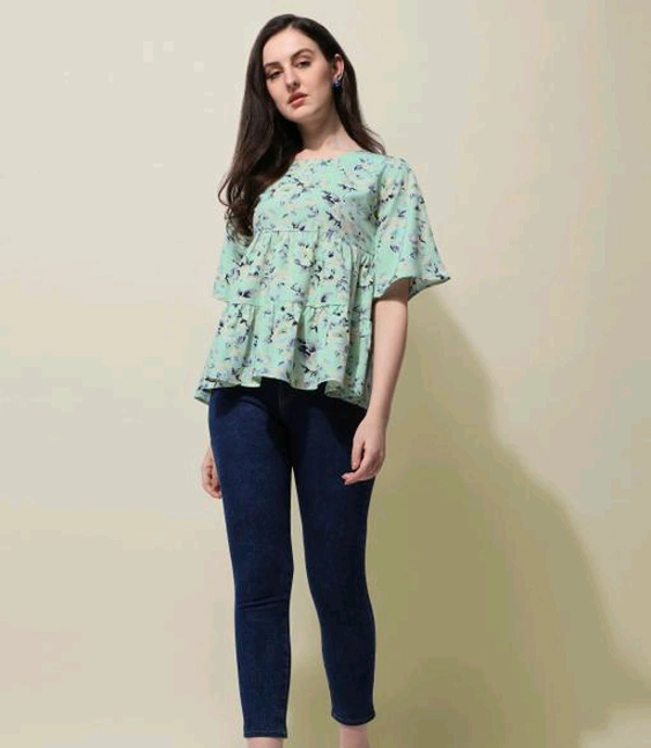 Green Floral Print Layered Top in Crepe fabric with Round Neck and Half Sleeve - L