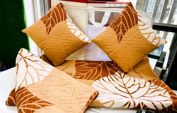Supersoft Glace Cotton 5 Peice Set 1 queen Size Bedsheet Size 90x100 With 2 quilted Covers Size 18x28 With 2 quilted Cushions With filing Size 12x12 - Double