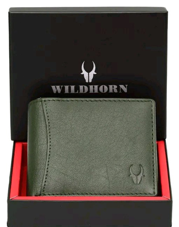 Trendy WildHorn Green RFID Protected 100% Genuine Leather Wallet for Men? - Teal