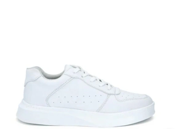 Men Low Top Sneakers  - White, 7