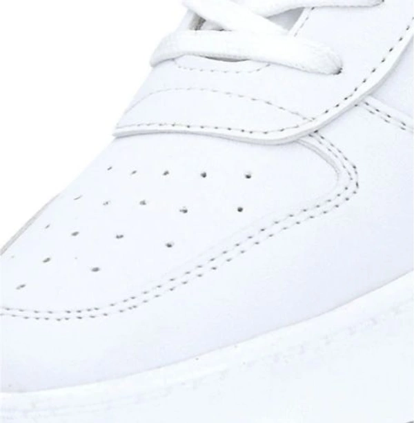 Men Low Top Sneakers  - White, 8
