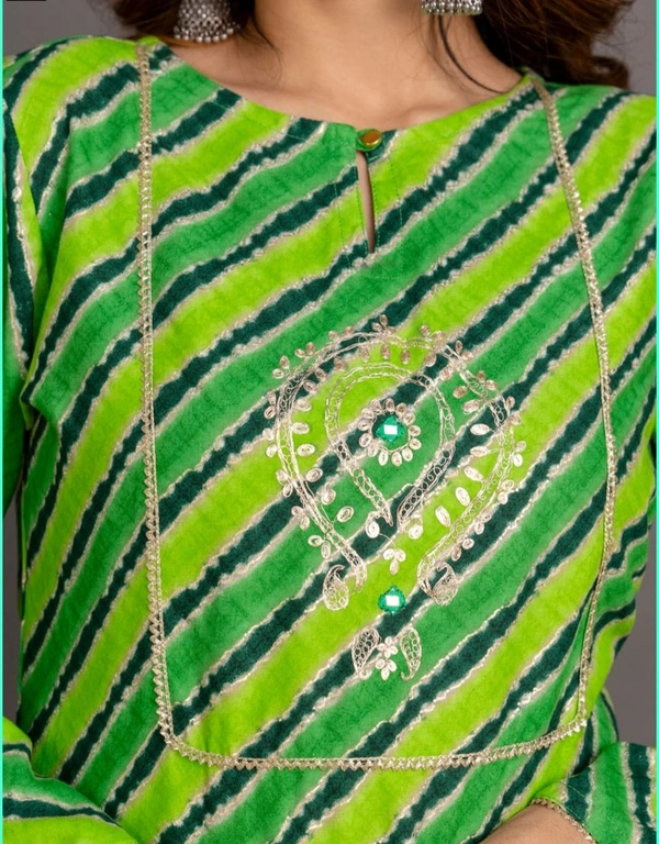 Green Lehriya With Gotta Patti 