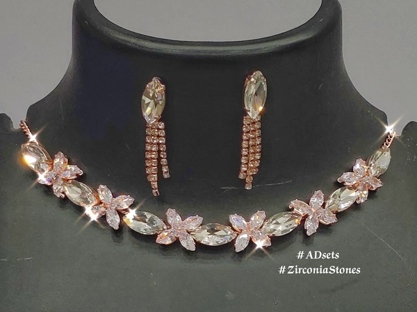 AD NECKLACE SET WITH EARRING ROSE SKU : 577 ROSEBUY NOW PLATING ROSE FREE SIZE  - Gold, Free Size
