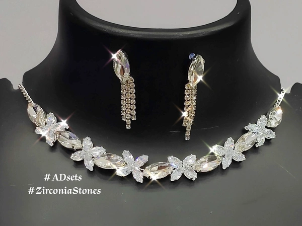 AD NECKLACE SET WITH EARRING ROSE SKU : 577 ROSEBUY NOW PLATING ROSE FREE SIZE  - Silver