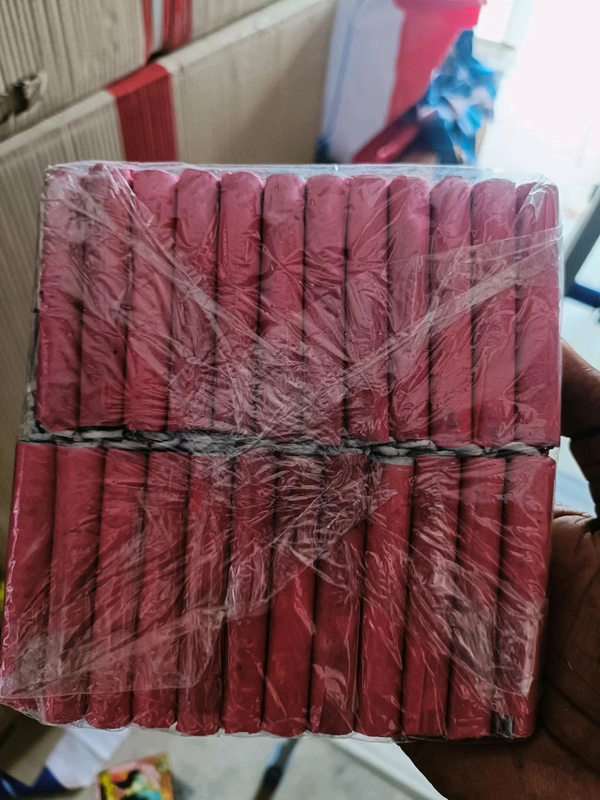 24 Deluxe 