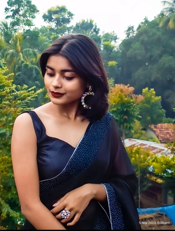 Elegant Black Designer Saree with Sparkling Border - FREE