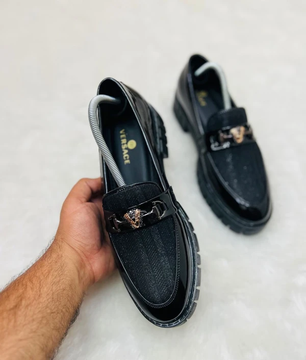 Versace Medusa-head leather loafers - Black, 8