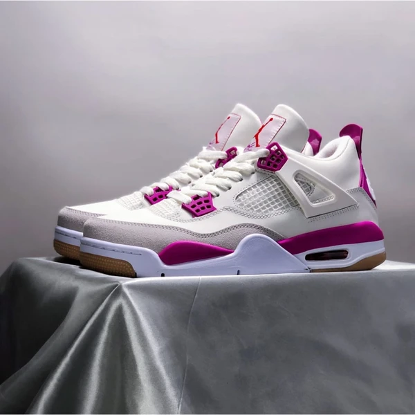 Nike  Nike Air Jordan Retro 4 White Fuchsia - White, 41