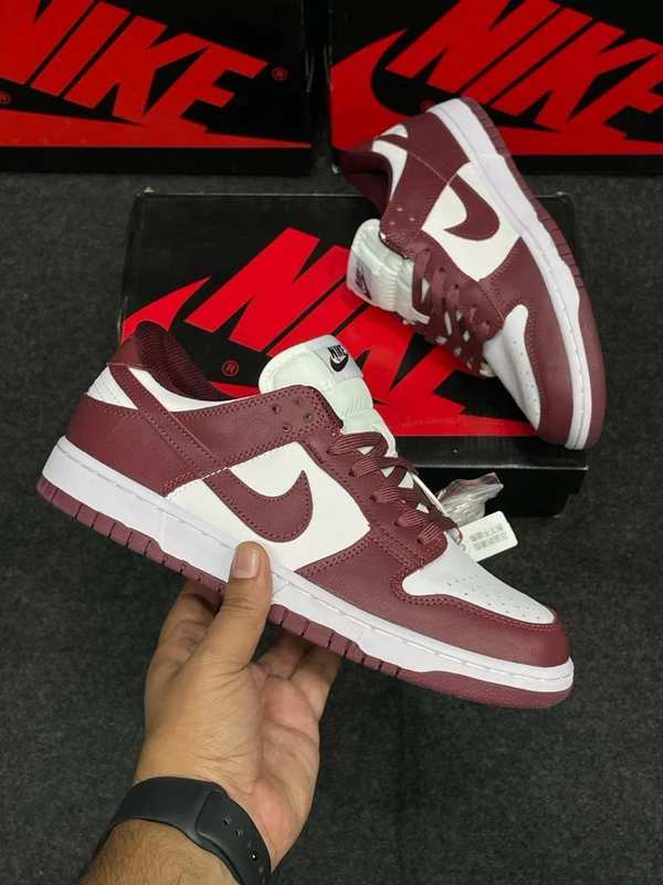 Nike Sb Dunk - Maroon, 41