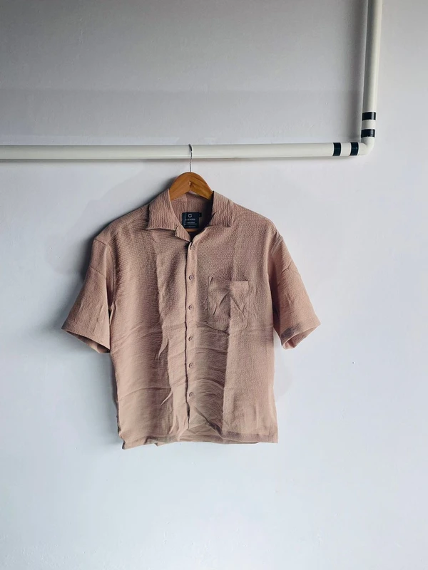 Cuben Neck Popcorn Fabric Shirt - Tan, M