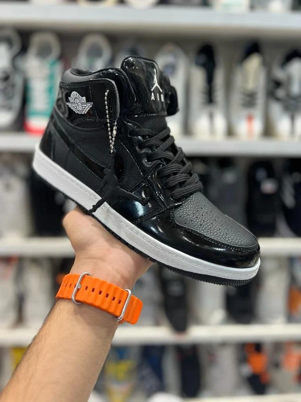 Nike Jordan - Black, 6