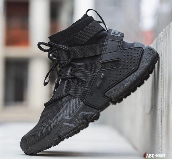 Nike Air Huarache Triple Black - Black, 40