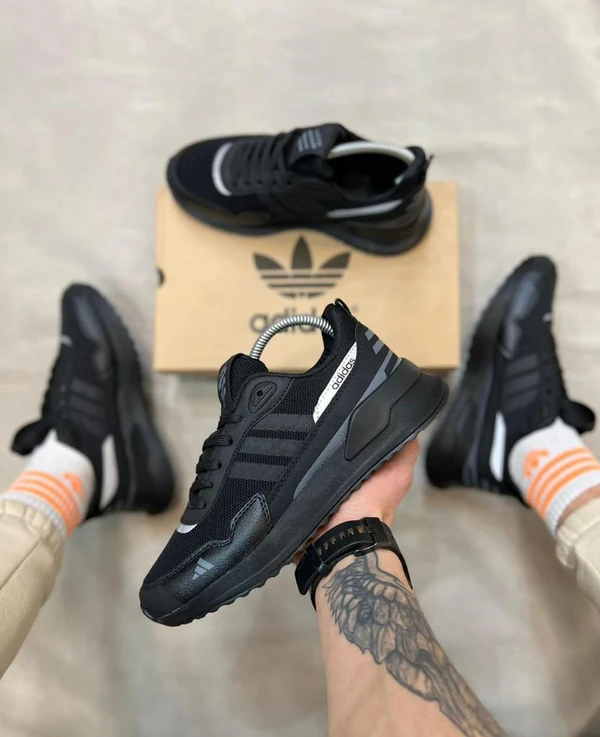 Adidas - Black, 7