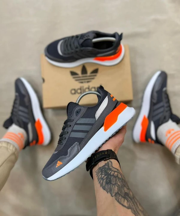 Adidas - Blaze Orange, 7