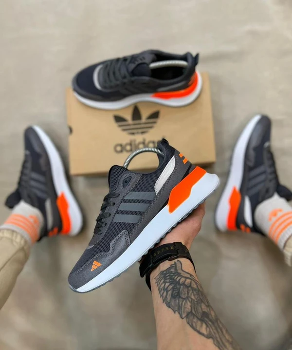 Adidas - Blaze Orange, 9