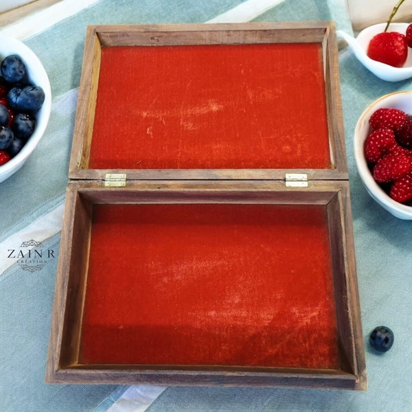 Sold By ZAIN R CREATION Jewellery Box Carving with Brass Inlay - L.12'' W.8'' H.3.5''