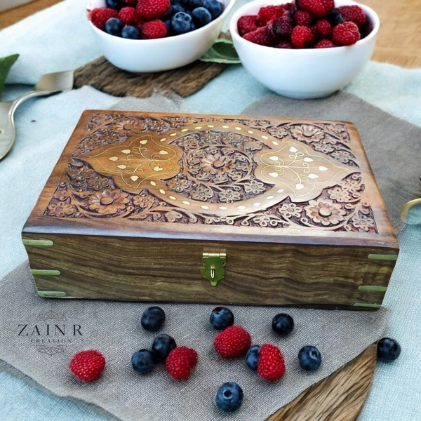 Sold By ZAIN R CREATION Jewellery Box Carving With Brass Inlay - L.12'' W.8'' H.3.5''
