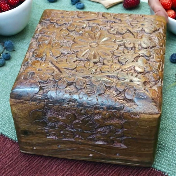 Sold By ZAIN R CREATION Jewellery Carving Box - L.4'' W.4'' H.2.5'