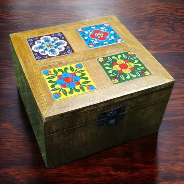 Sold By ZAIN R CREATION Jewellery Box with Design - L.6'' W.6'' H.3.5''