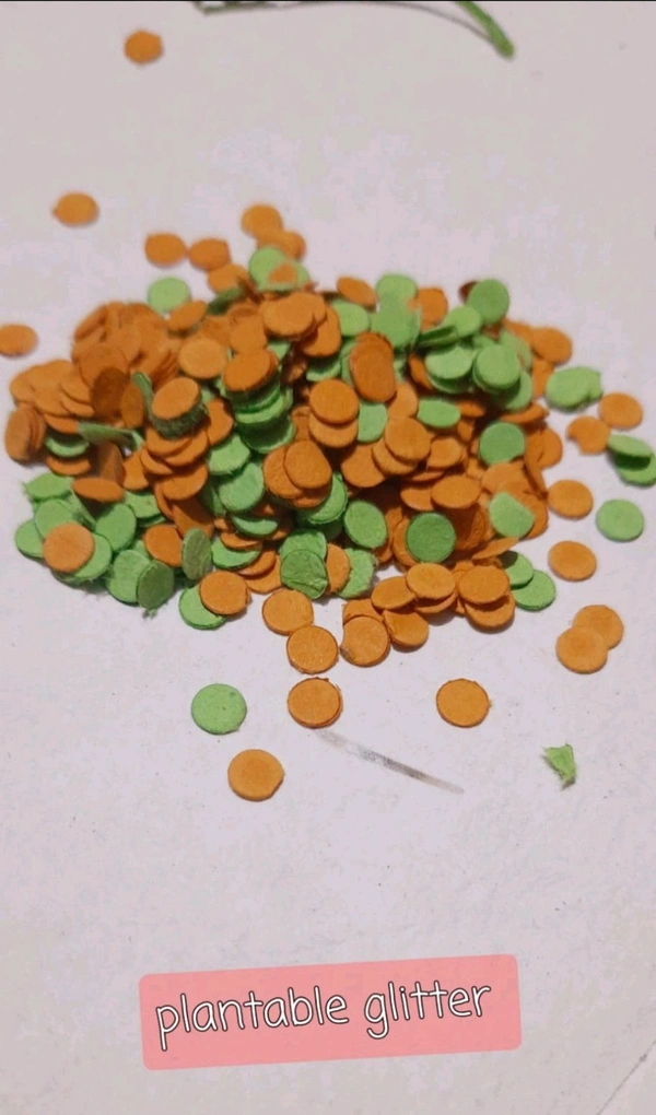  Glitter