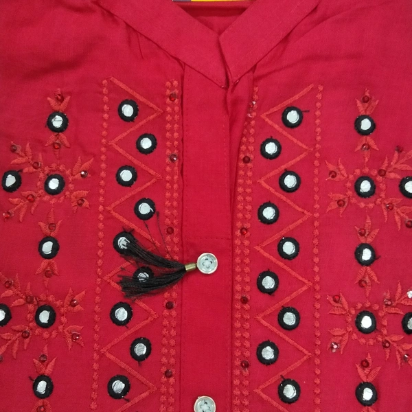 Kurti - Red ♥️, M
