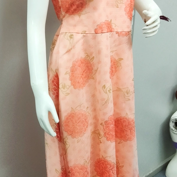 Gown - Peach 🍑, M