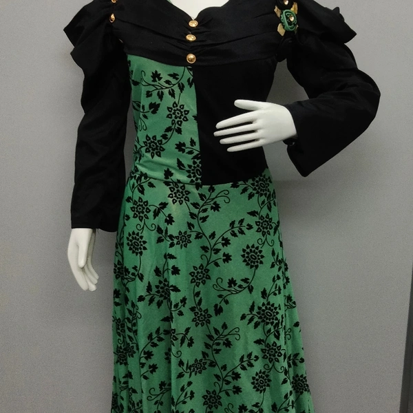 Gown - GREEN & Black 🖤 work, L