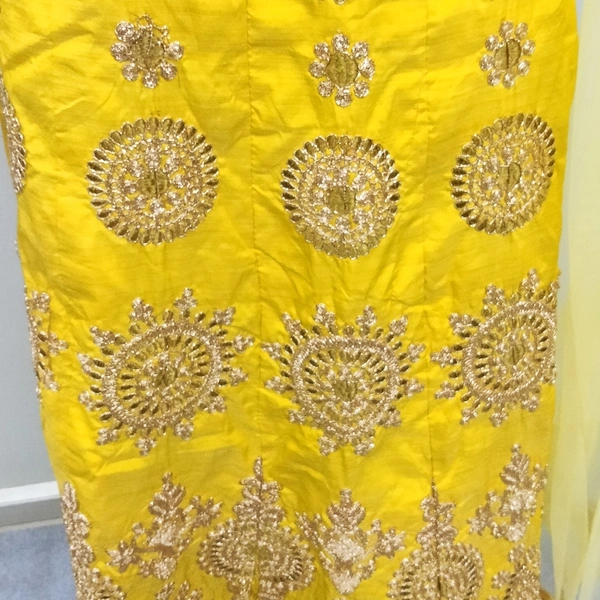 CROP TOP - Yellow Rani, L