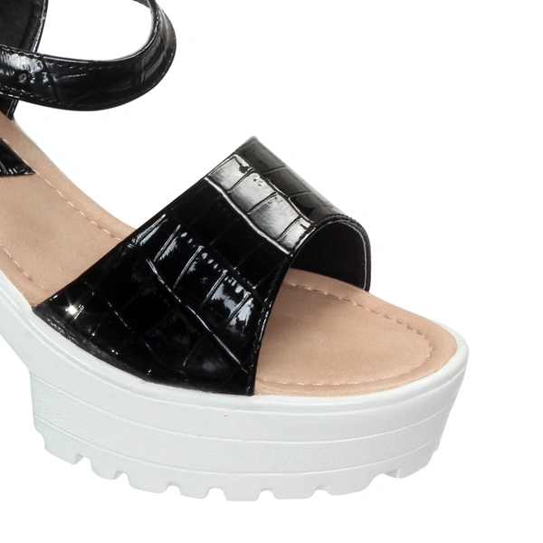 Stepee Fashionable textured skin sandal  - 37, Black