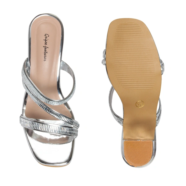 Stepee Shiny multistrap party wear slipper - 36, Cloud