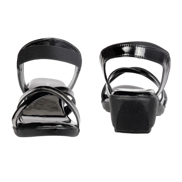 Stepee Criss cross style sandal - 37, Black
