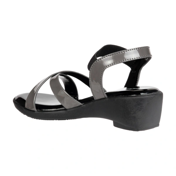 Stepee Criss cross style sandal - 40, Mountain Mist