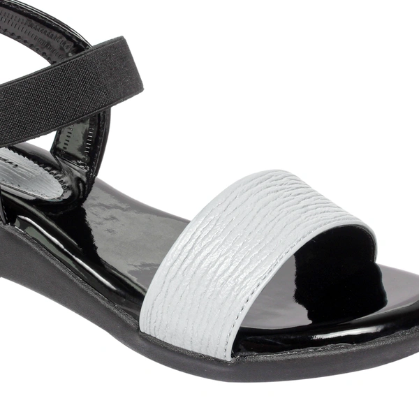 Stepee Sober strap look sandal - 38, Swiss Coffee