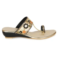 Stepee Floral kohlapuri slipper - 36, Black