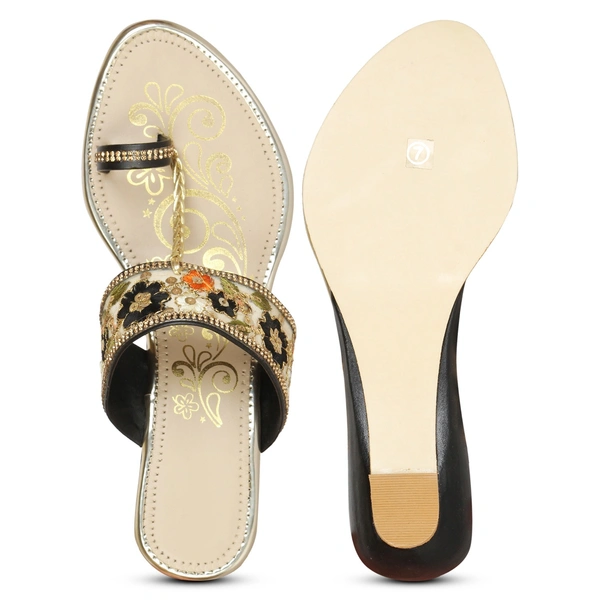 Stepee Floral kohlapuri slipper - 36, Black