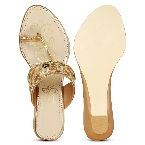 Stepee Floral kohlapuri slipper - 37, Tumbleweed