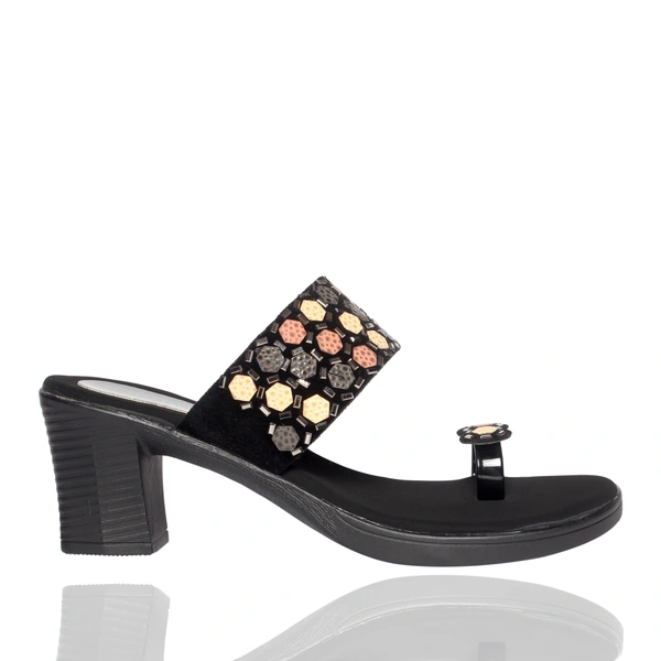 Stepee Fashionable stud look angootha slipper - 41, Black
