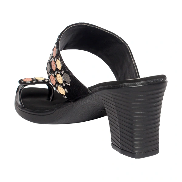 Stepee Fashionable stud look angootha slipper - 41, Black