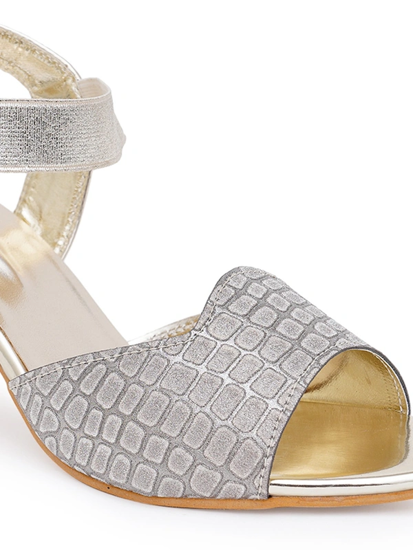 Stepee Trendy shimmer strap sandal - 37, Almond