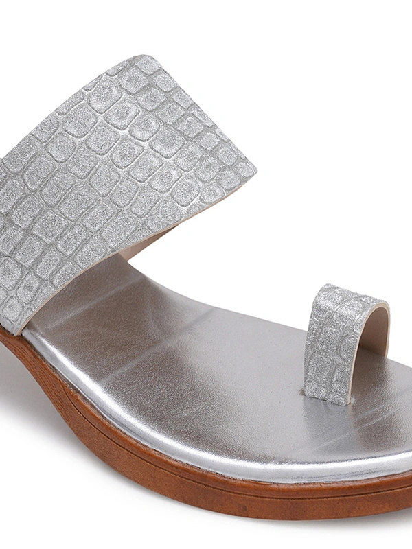Stepee Shine and shimmer angootha slipper - 41, Silver Rust