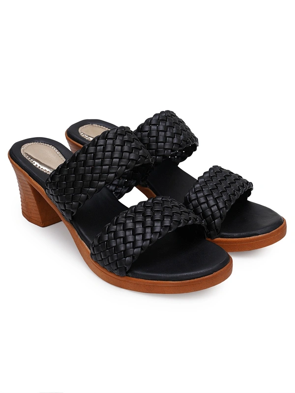 Stepee Designer double strap slipper - 36, Black