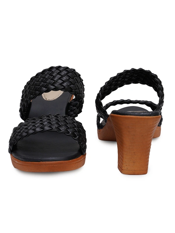 Stepee Designer double strap slipper - 36, Black