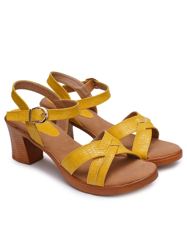 Stepee Simply beautiful sandal in block heel - 36, Saffron