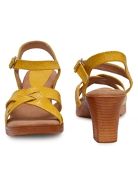 Stepee Simply beautiful sandal in block heel - 36, Saffron