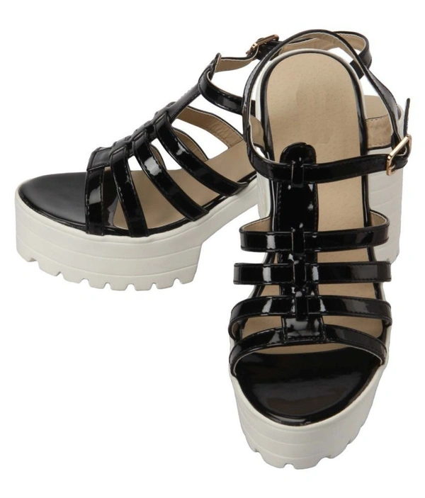Stepee elegant strap sandal with contrast heel - 41, Black