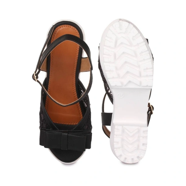 Stepee Designer net work sandal - 41, Black